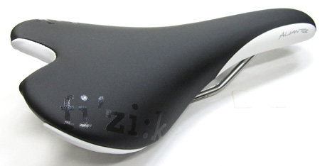 ALIANTE GAMMA（ブラック/ホワイト）